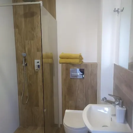 Park Maikuhle Quarto em Acomodações Particulares Kołobrzeg