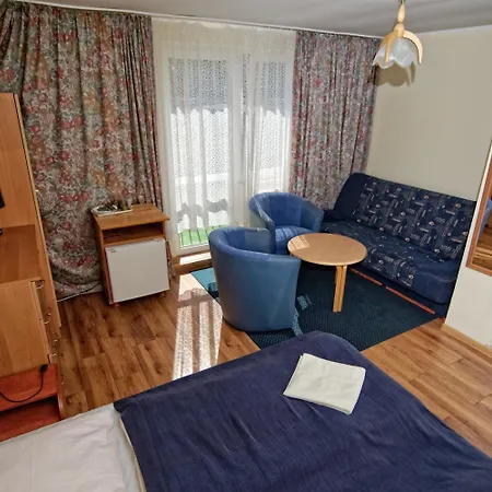 Quarto em Acomodações Particulares Park Maikuhle *